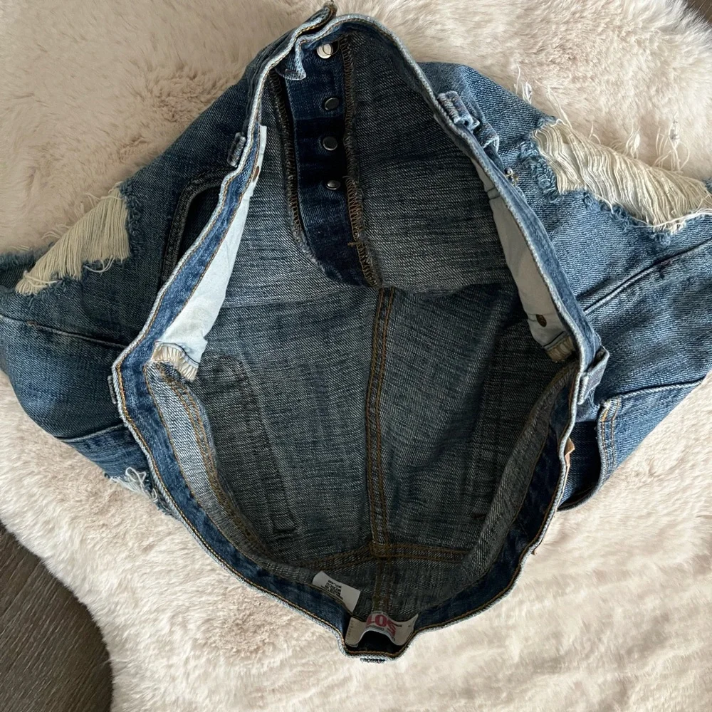 LEVI’S‎ Women's Distressed Denim Shorts